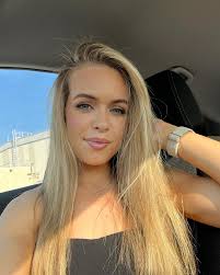 LAURA EASON 🦋 (@lauraeason_) • Instagram photos and videos