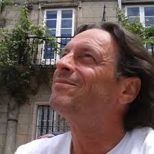 Happy New Year from Charlie and Rick🥂☀️❣️Or as Charlie likes to say: „Why  can't I change just a little bit? I've got it! I'll be wishy one day, washy  the next.“