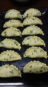 Saya bagi resepi kulit sahaja. Cara Cara Buat Kulit Karipap Daun Sup Nampak Sedap