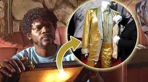 Pulp fiction is a darkly humorous 1994 crime drama directed and written by quentin tarantino, told in tarantino's trademark nonlinear fashion. What Was Really Inside The Pulp Fiction Briefcase Youtube