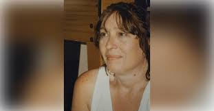 Cindy Kahn's Instagram, Twitter & Facebook