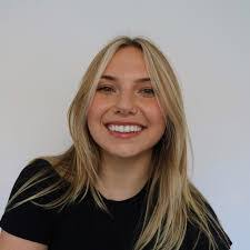 Jodie Sloan's Instagram, Twitter & Facebook