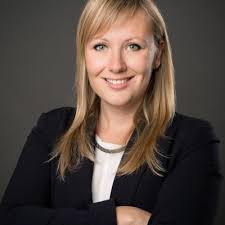 Das geht an euch liebe Kolleg:innen Mario Glas Ronja Wutz Viktoria Schmoock  Sophia Leicht Melek Öncül Maximilian Weiß Natalie Schwind Stefanie Hilbert  Laura Steiner Katharina Zumpe @Benjamin Resch…