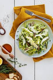 Gruner Spargelsalat Mit Honig Vinaigrette Rezept Mit Video Kitchen Stories Rezept Spargelsalat Rezepte Spargel