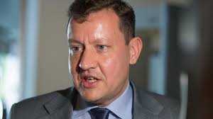 Lipšic prehovoril o svojej komunikácii so Zsuzsovou. Daniel, tak ako to  bolo?