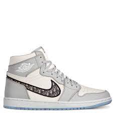 4.6 out of 5 stars. Air Jordan 1 Retro High Og Dior Air Dior Pluggi