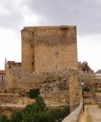 Head to sights like castillo de los dávila as you discover the local area in puente del congosto. Archivo Castillo Puente Del Congosto Jpg Wikipedia La Enciclopedia Libre