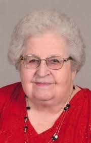 Elizabeth Schatz's Instagram, Twitter & Facebook