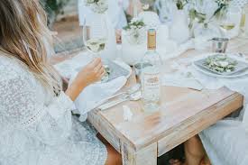 Make this dinner a surf and turf with these crab and avocado stacks as the appetizer course. Kicking Off Summer With An Outdoor Dinner Party Lauren Saylor Stationery Interiors Design