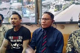 Perjalanan kasus ujaran kebencian jerinx terhadap idi. Jerinx Resmi Jadi Tersangka Ini 2 Bulan Perjalanan Kasus Kacung Who Halaman All Kompas Com