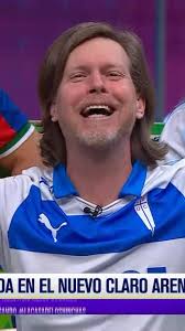 Un estreno soñado!! ⚪️🔵 Los cruzados debutaron en el Claro Arena con un  triunfo sobre UE y nuestro contertulio @crispohlh expresó la gran alegría  de los hinchas de la franja tras ganar en su nueva ...