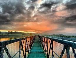 Water worker makes splash with these incredible images of dams across the  UK