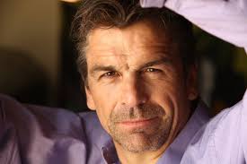 Джулиан Стоун (Julian Stone)