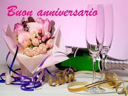 Una coppia di anziani coniugi sta festeggiando il settantacinquesimo anniversario di matrimonio in un ristorante di lusso. Immagini Anniversario Di Matrimonio Le 80 Migliori Per Fare Gli Auguri