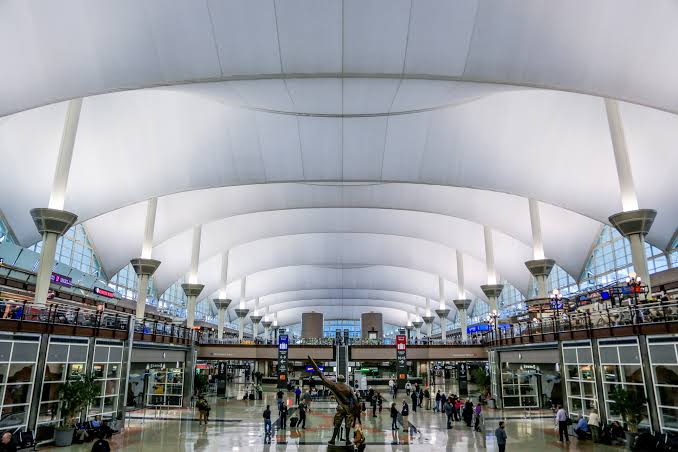 Bandara Internasional Denver