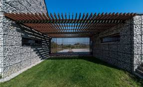 Mur Et Cloture Gabion Idees Pour Le Jardin En 33 Photos Decor De Piscine Idees Jardin Design Exterieur