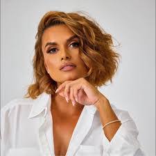 Gene Beville's Instagram, Twitter & Facebook