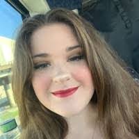 Ellis Trahan's Instagram, Twitter & Facebook