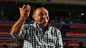 Sinyor terim, i̇mparator olarak da bilinen galatasaray'ın eski ve a milli futbol takımımızın yeni teknik direktörü fatih terim'in de hiç de azımsanmayacak kadar çok komik capsi. Fatih Terim E Hem Skandal Hem Komik Sozlesme Milli Takim Dunya Sampiyonu Olursa Nationalturk