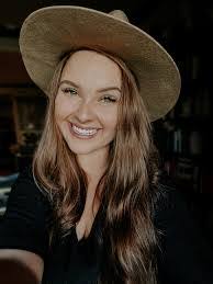 Emma Sharp's Instagram, Twitter & Facebook