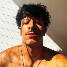 Vinicius 🤙🏻 (@Vinialves010)