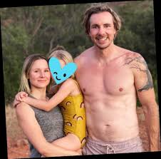 During a new podcast appearance, dax explained how he told his kids about his relapse, and despite the fact that his daughters are both young, he found a way to talk about it with them so they could understand. Kristen Bell Reveals The Clever Answer Dax Shepard Gave To Their Daughter S Question About Sex Wstale Com