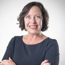 Bonnie Crook's Instagram, Twitter & Facebook