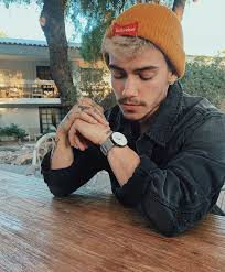 pin de emilly em wesley meninos tumblr homens meninas