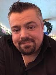 Larry Riser's Instagram, Twitter & Facebook