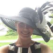 Anne Leppert's Instagram, Twitter & Facebook