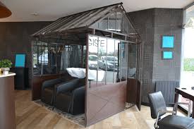 Voir plus d'idées sur le thème deco salon de coiffure, déco salon, salon de coiffure. Renovation Et Decoration Salon De Coiffure Cotes D Armor St Alban 22