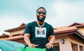 Days ago, reason changed his stage name to his birth name, sizwe, and further dropped an amapiano song with dj maphorisa. Cassper Nyovest Plans To Keep His Son Out Of Spotlight In 2021 Cassper Nyovest South African Celebrities Rolls Royce