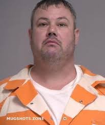 Walter Plaza's Instagram, Twitter & Facebook