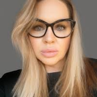 600+ perfiles de «Brook»