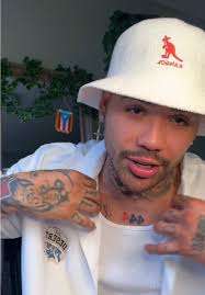 🚶🏻‍♂️… #tiktok #fyp #nowlookatme