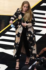 Lebron james' agent rich paul and singer adele are a couple, reports espn's brian windhorst. 9bimhyhyvuwnum
