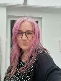 Bailey Sinclair's Instagram, Twitter & Facebook