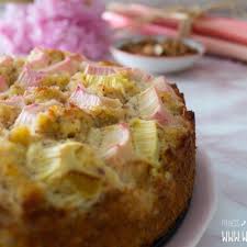saftiger low carb rhabarberkuchen mit kokosmehl rezept rhabarberkuchen kuchen low carb kuchen mit kokosmehl