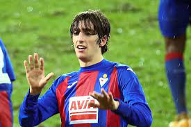 Bryan gil salvatierra is a spanish professional footballer who plays as a winger for la liga club sevilla and the spain national team. Bryan Gil The Boy Who Remembers Cruyff And Who Now Models Mendilibar Teller Report