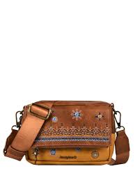 Pratique et tendance, le sac bandoulière est un allié au quotidien ! Sac Bandouliere Desigual 20waxpco Camel En Vente Au Meilleur Prix