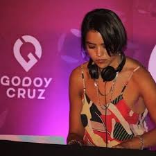 Y en ese universo, el lugar que ocupa el club deportivo godoy cruz antonio. Stream Espacio Arizu Municipalidad De Godoy Cruz Mendoza Argentina By Ariadna Sol Listen Online For Free On Soundcloud