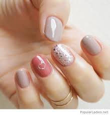 Short Nails Between Gel Vs Acrylic Trendy 2018 Nageldesign Nagelideen Herbst Nagel