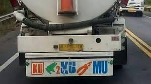 Sebuah tekad dan motivasi untuk tetap semangat cari rejeki diatas truk demi anak dan istri…hehehe Seperti Game Tebak Gambar Tulisan Di Belakang Truk Ini Bikin Gagal Paham Ada Yang Bisa Jawab Tribun Kaltim
