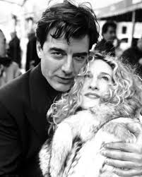 One of the most unforgettable moments in Sex and the City occurs in Season  4, Episode 18, when Carrie Bradshaw (Sarah Jessica Parker) and Mr. Big  (Chris Noth) share an intimate and