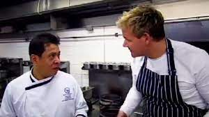 Gordon ramsay gets slammed for breaking the lockdown rules. Gordon Ramsay S Pad Thai Dismissed By Thai Chef In Viral Tweet Sbs Food