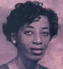 PHOTO BY THE VERY UNFORGETABLE RUTH KISSENGER.