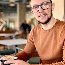 How do you reach the heart of a man? You enter through his mouth🌮 If you  haven't tried Tacos El Duff by Esso in Vauxhall, I'd really suggest you  give it a