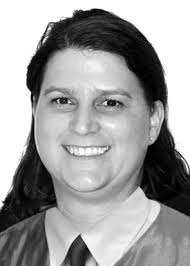 Dr. Veronika Dercsar