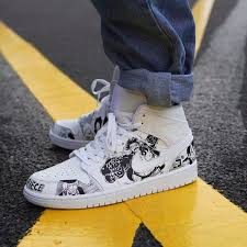 The Feeling To Wear The One Piece Customized Shoes Is Good Onepiece In 2020 Custom Shoes Nike Air Shoes Custom Nike Shoes