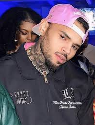 That face doesn't look 35 years old. 😏🩷